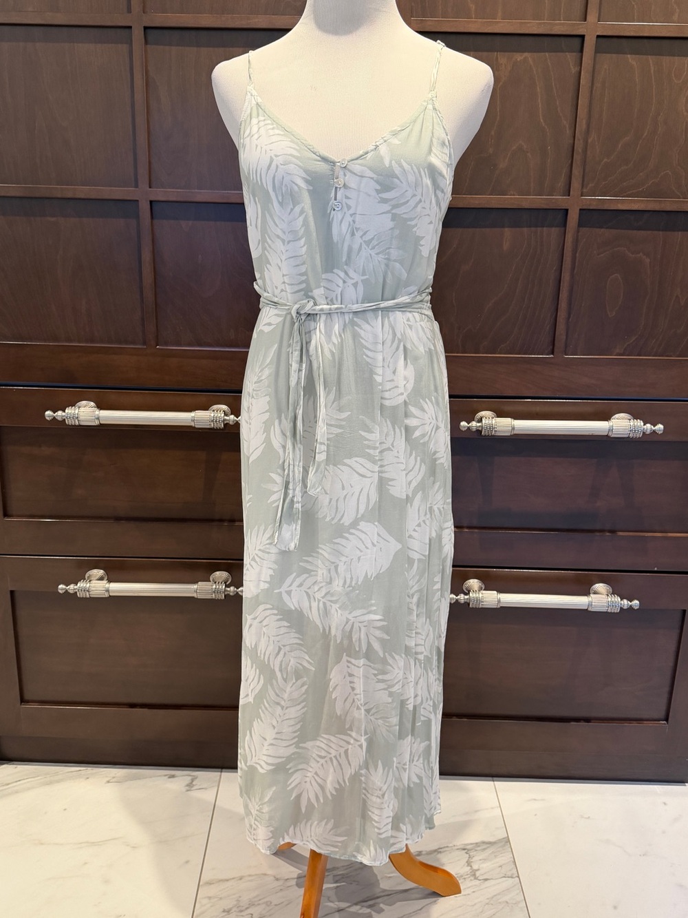 Bella Dahl Sleeveless Belted Slip Dress Maxi Dress in Green & White Like New